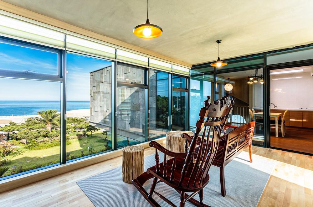 Cobeach Familiar Pension Seogwipo Exterior photo
